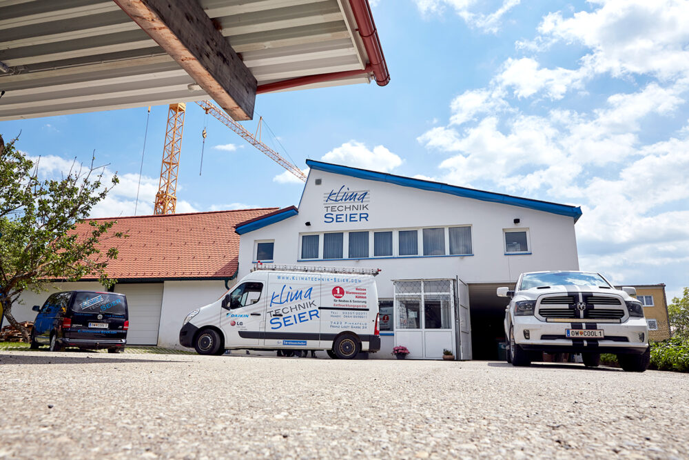 Firmenbusgebaeude e1712902119830